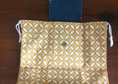 le chas kikou couture sac pochette a ceinture pratique detail deplie