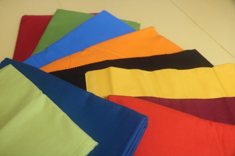le chas kikou couture tissu uni 2